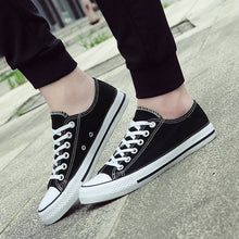 将图片加载到图库查看器，Fashionable Youth Mens Shoes Casual Unisex White Sneakers Breathable Walking Canvas Shoes Men Women Red Lace Up Flats
